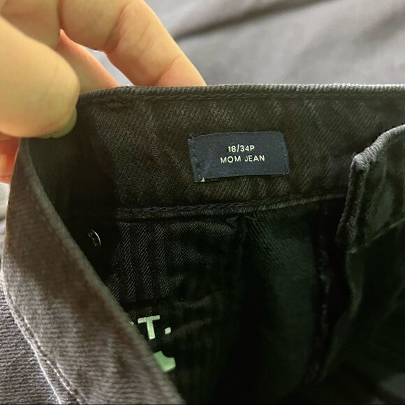 GAP black mom jeans casual trendy plus size 18 /34P. - Picture 5 of 15